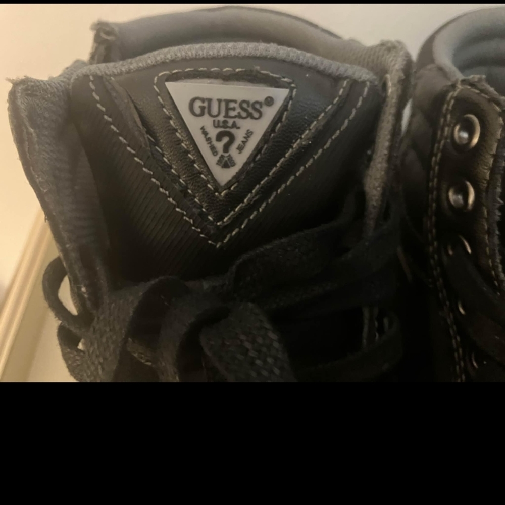 GUESS Men's Charcoal Sneakers